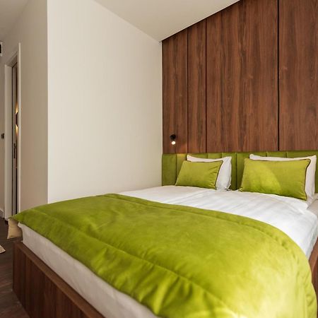 Apartments Emerald Free Garage Parking ซาราเยโว ภายนอก รูปภาพ