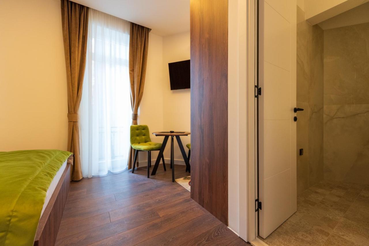 Apartments Emerald Free Garage Parking ซาราเยโว ภายนอก รูปภาพ