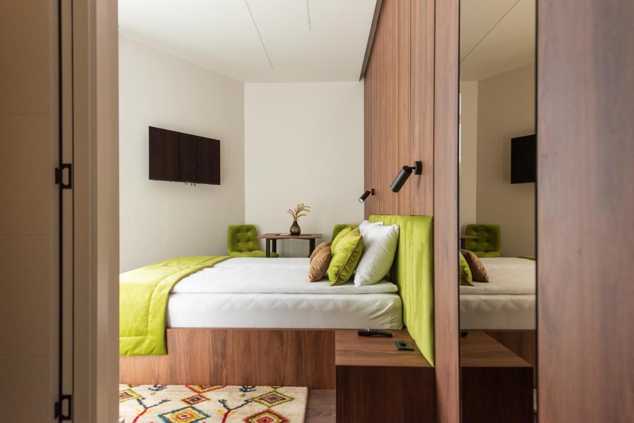 Apartments Emerald Free Garage Parking ซาราเยโว ภายนอก รูปภาพ