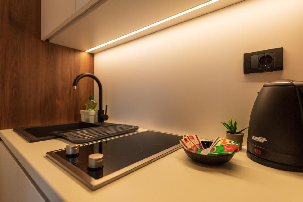 Apartments Emerald Free Garage Parking ซาราเยโว ภายนอก รูปภาพ