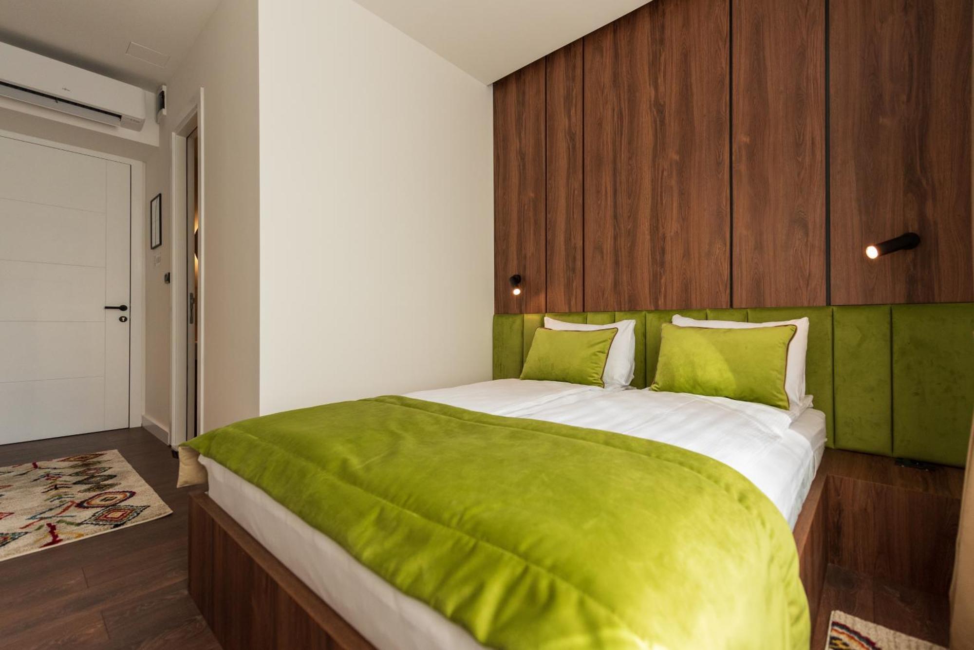 Apartments Emerald Free Garage Parking ซาราเยโว ภายนอก รูปภาพ